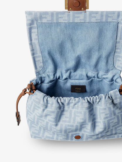 Fendi Mamma Baguette Light Denim crossbody bag - Denim Ch+Sellier+Os
