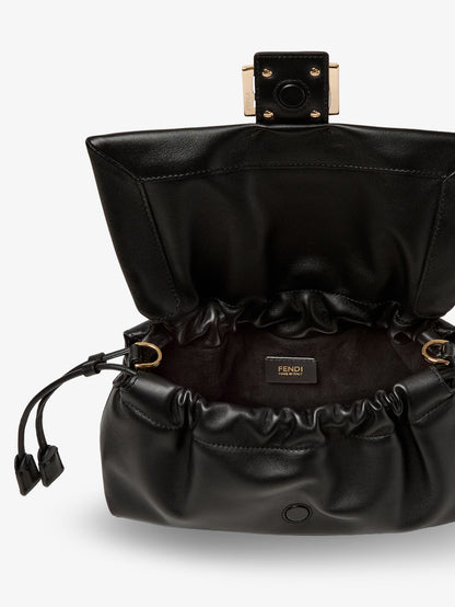 Fendi Baguette Soft Medium leather shoulder bag - Nero