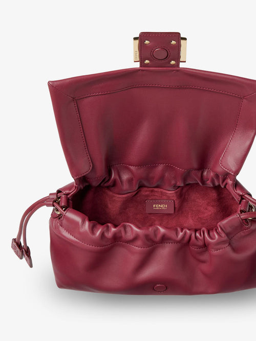 Fendi Baguette Soft Medium Leather shoulder bag - Rossoscuro
