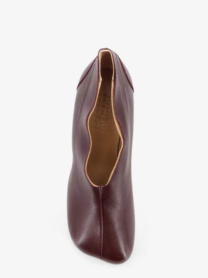 MM6 Maison Margiela Leather pump with iconic Anatomic toe - Cherrymahogany