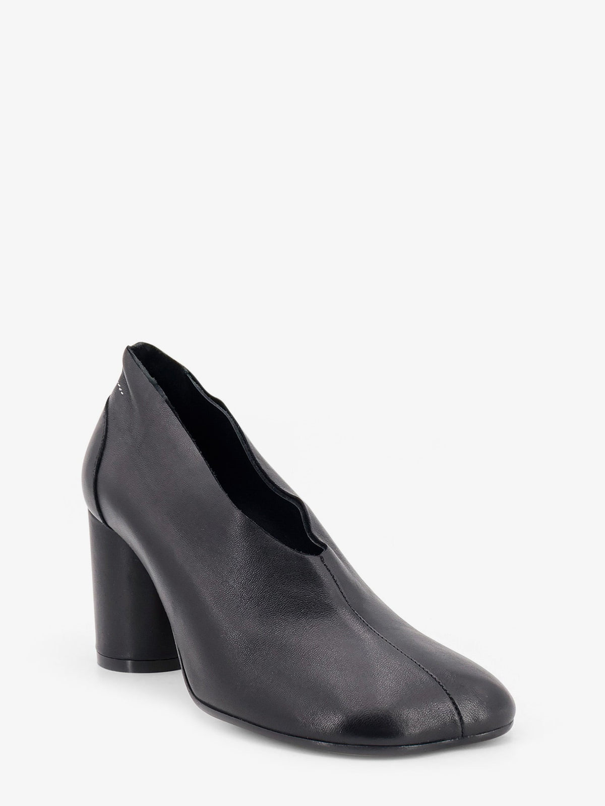 MM6 Maison Margiela Leather pumps with iconic Atomic toe - Black