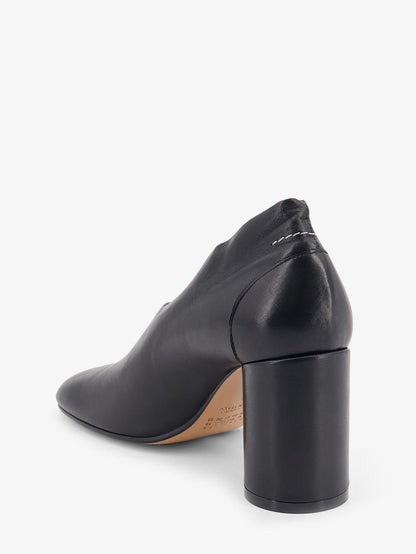 MM6 Maison Margiela Leather pumps with iconic Atomic toe - Black