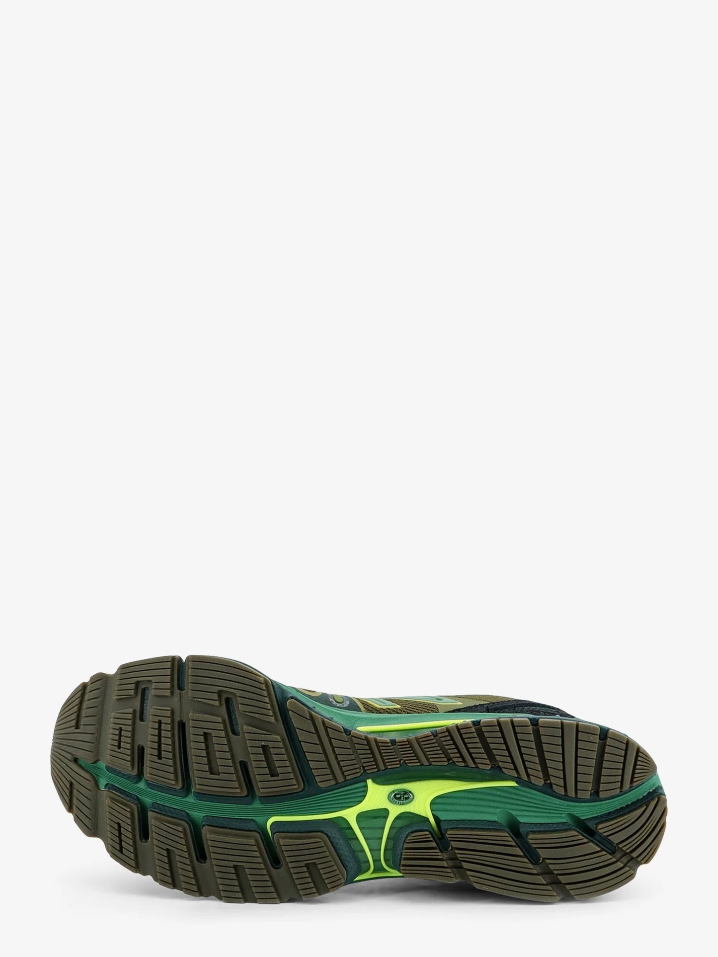 NEW BALANCE - U18907 mesh sneakers with iconic side logo