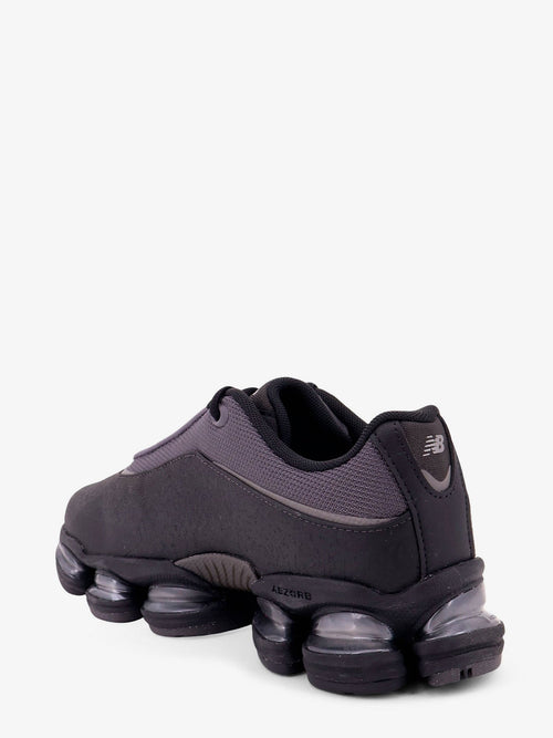 New Balance Mesh sneakers with contrasting logo - Black
