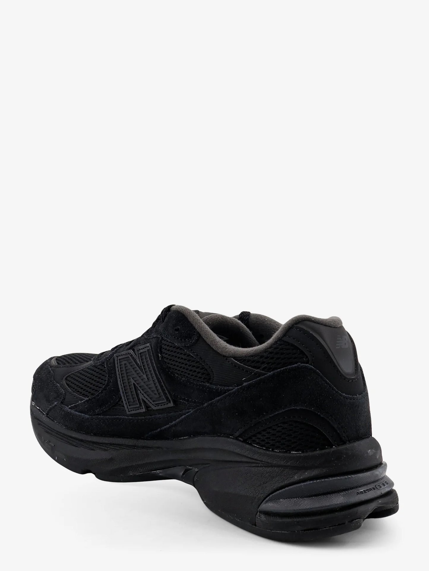 NEW BALANCE - U2010 sneakers in mesh and suede with iconic side logo
