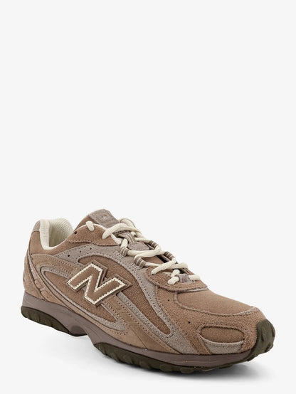 NEW BALANCE - U204 suede sneakers with side logo