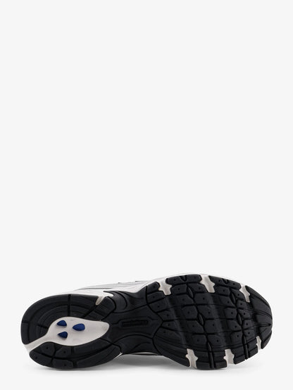 NEW BALANCE - 740 mesh sneakers with iconic contrasting side logo