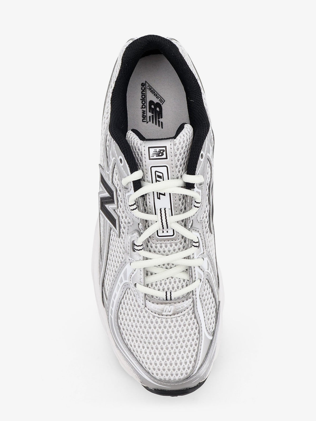 New Balance 740 mesh sneakers with iconic contrasting side logo - White