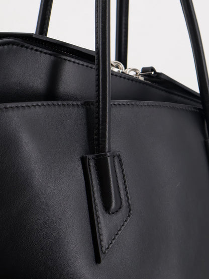 The Attico La Passeggiata Medium Leather Shoulder Bag - Black