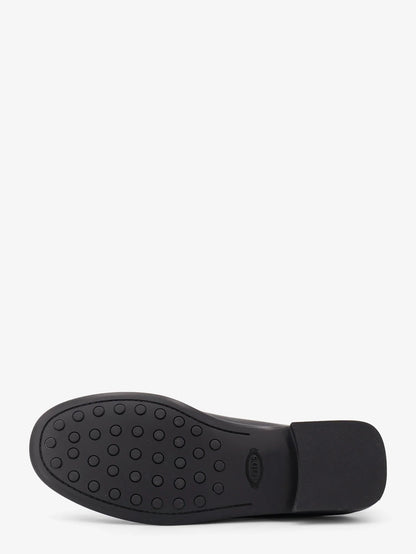 TOD'S - Leather loafers with Gommini detail on the back