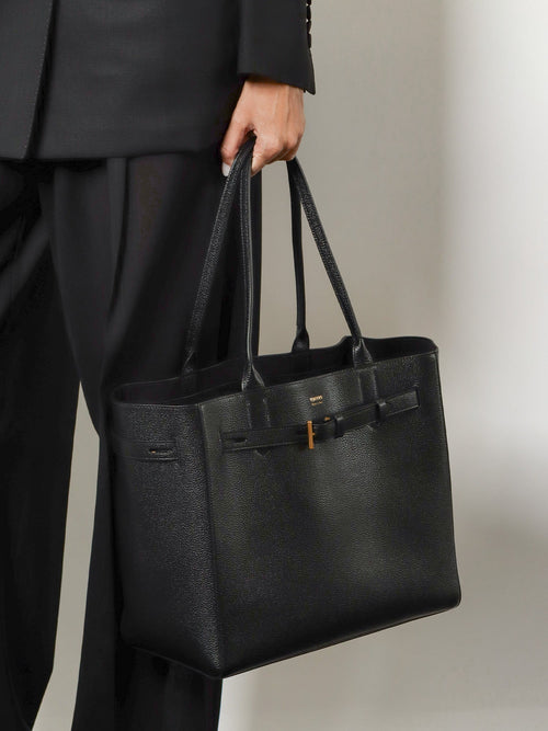 Tom Ford Leather shoulder bag with engraved logo on the front - Black