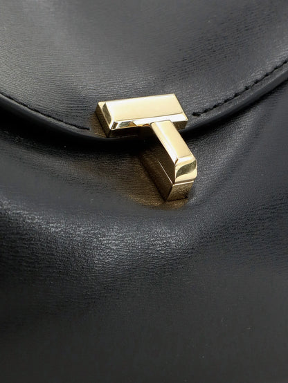 TOTEME - Hammered leather T-Lock shoulder bag