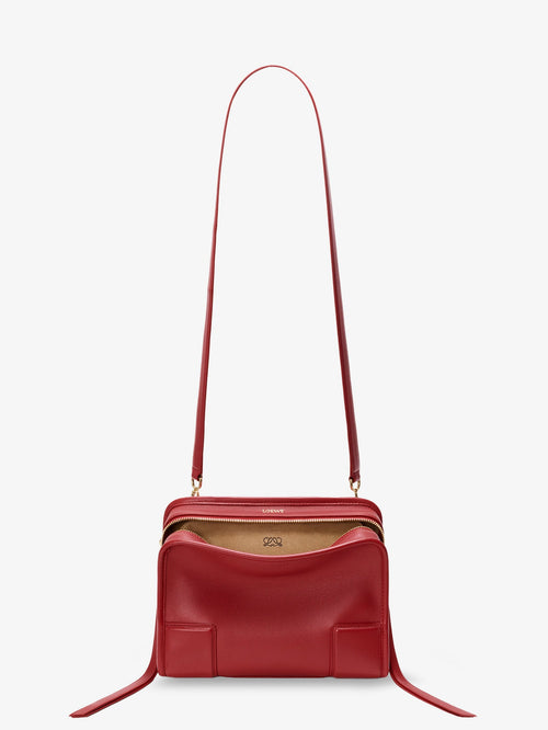 Loewe Amazona 180 leather handbag - Carminered