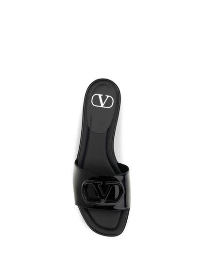 Valentino Garavani VLogo patent leather Slide Sandals - Black