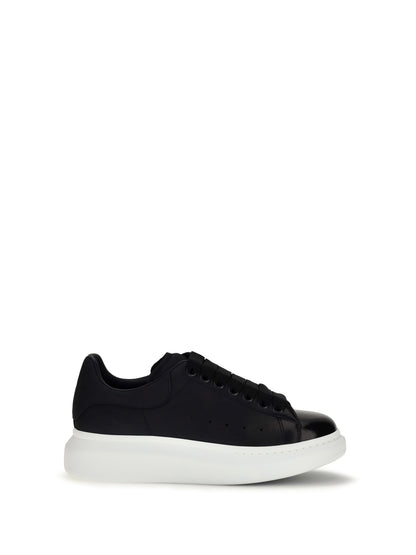 Alexander Mcqueen Oversized Sneakers in lea - Indigo Blue