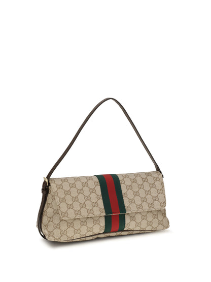 GUCCI Madison medium Shoulder Bag