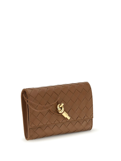Bottega Veneta Andiamo Clutch Bag - Tannin-Muse Brass