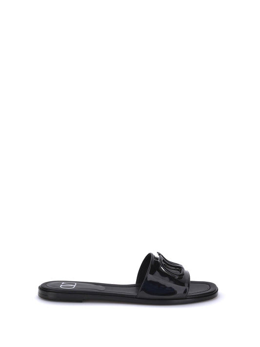 VALENTINO GARAVANI Patent leathe VLogo slide Sandals