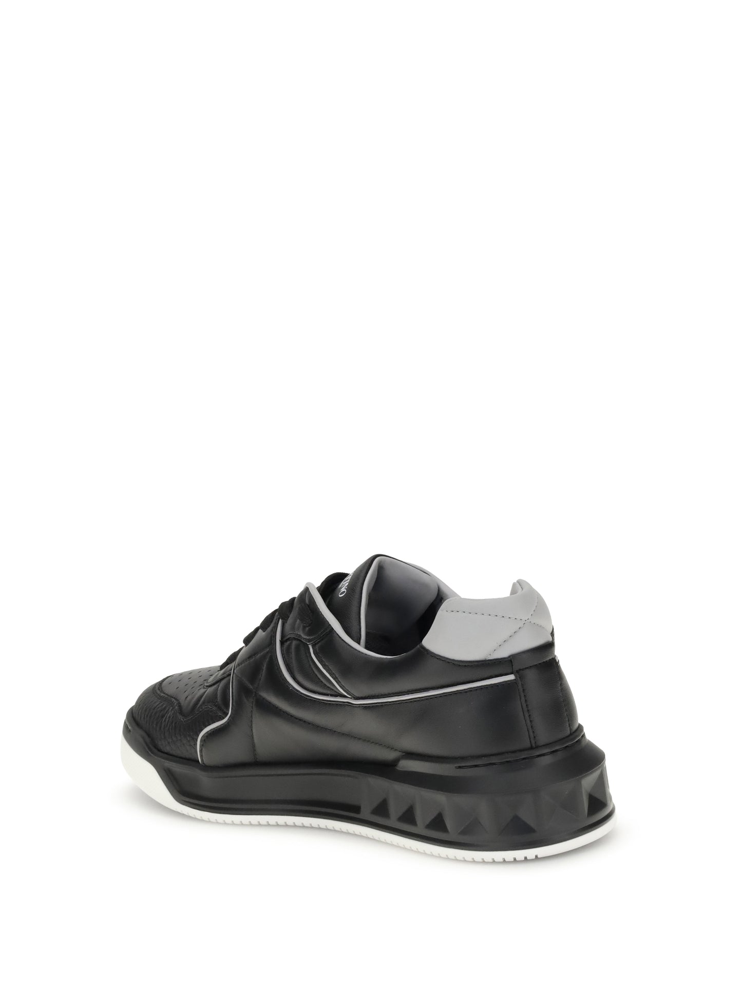 VALENTINO GARAVANI One Stud Low-Top Sneakers