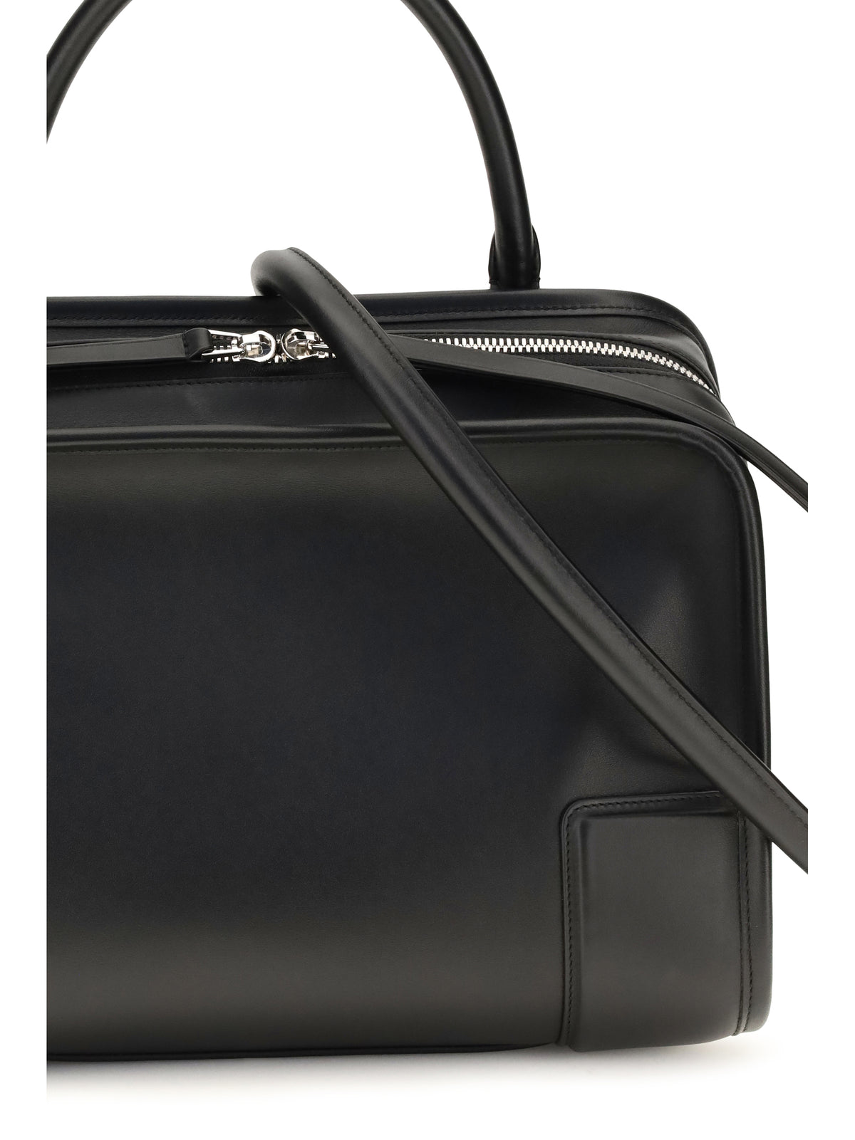 Loewe Medium Amazona 180 calfskin Top Handle Bag - Black