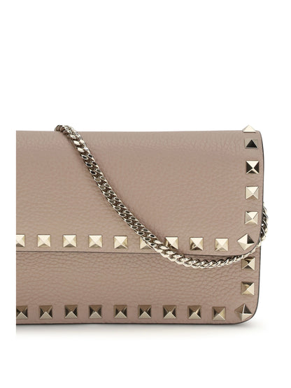 Valentino Garavani Rockstud Chain Wallet - Poudre