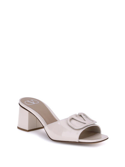 VALENTINO GARAVANI Vlogo slide Sandals