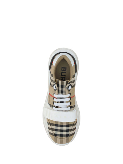 BURBERRY New Regis Sneakers