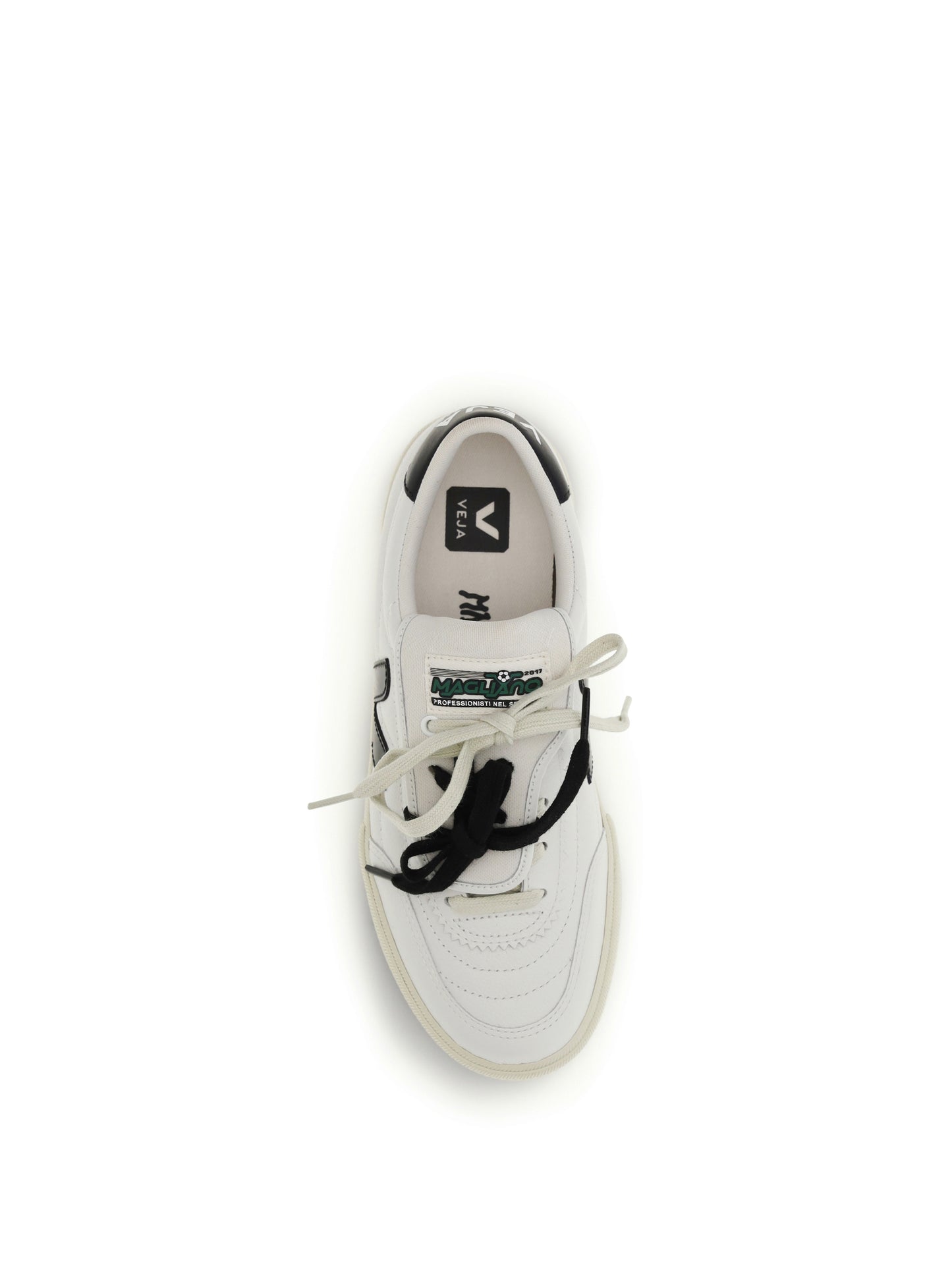 VEJA Panenka Sneakers