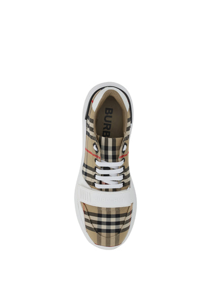 BURBERRY New Regis Sneakers