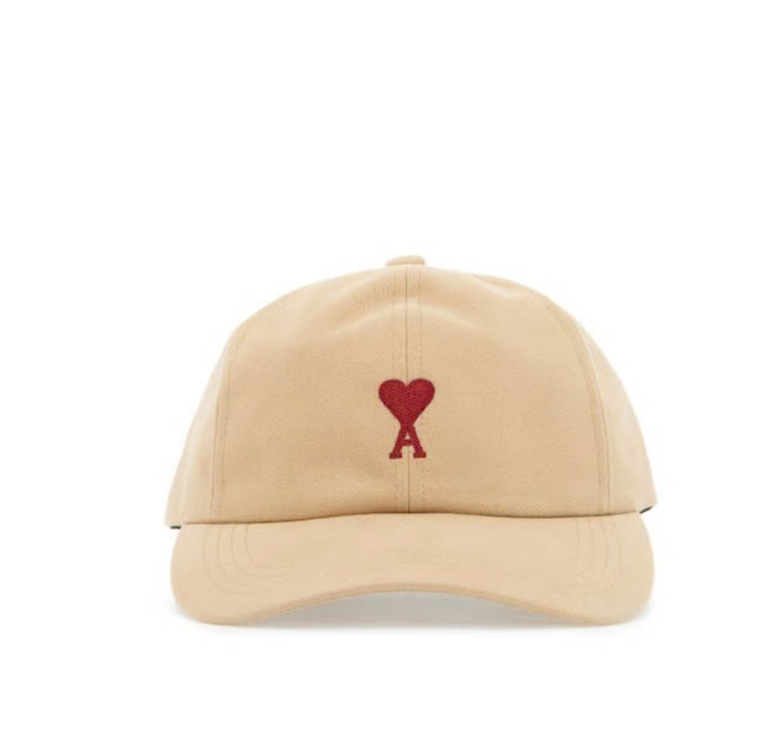 Ami Paris cap