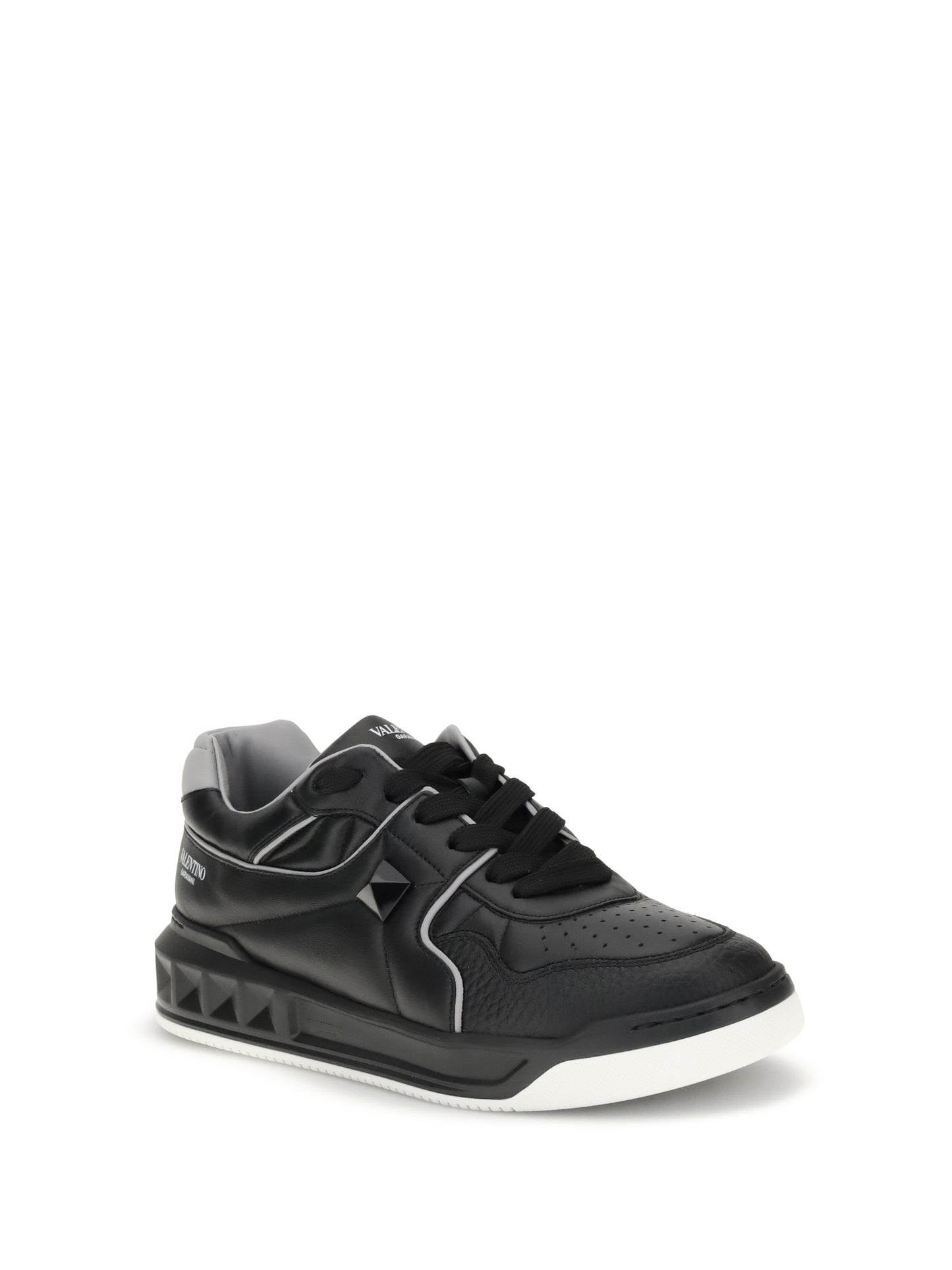 VALENTINO GARAVANI One Stud Low-Top Sneakers