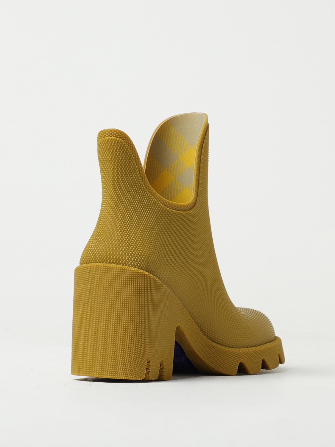 Burberry Flat Ankle Boots Woman Beige