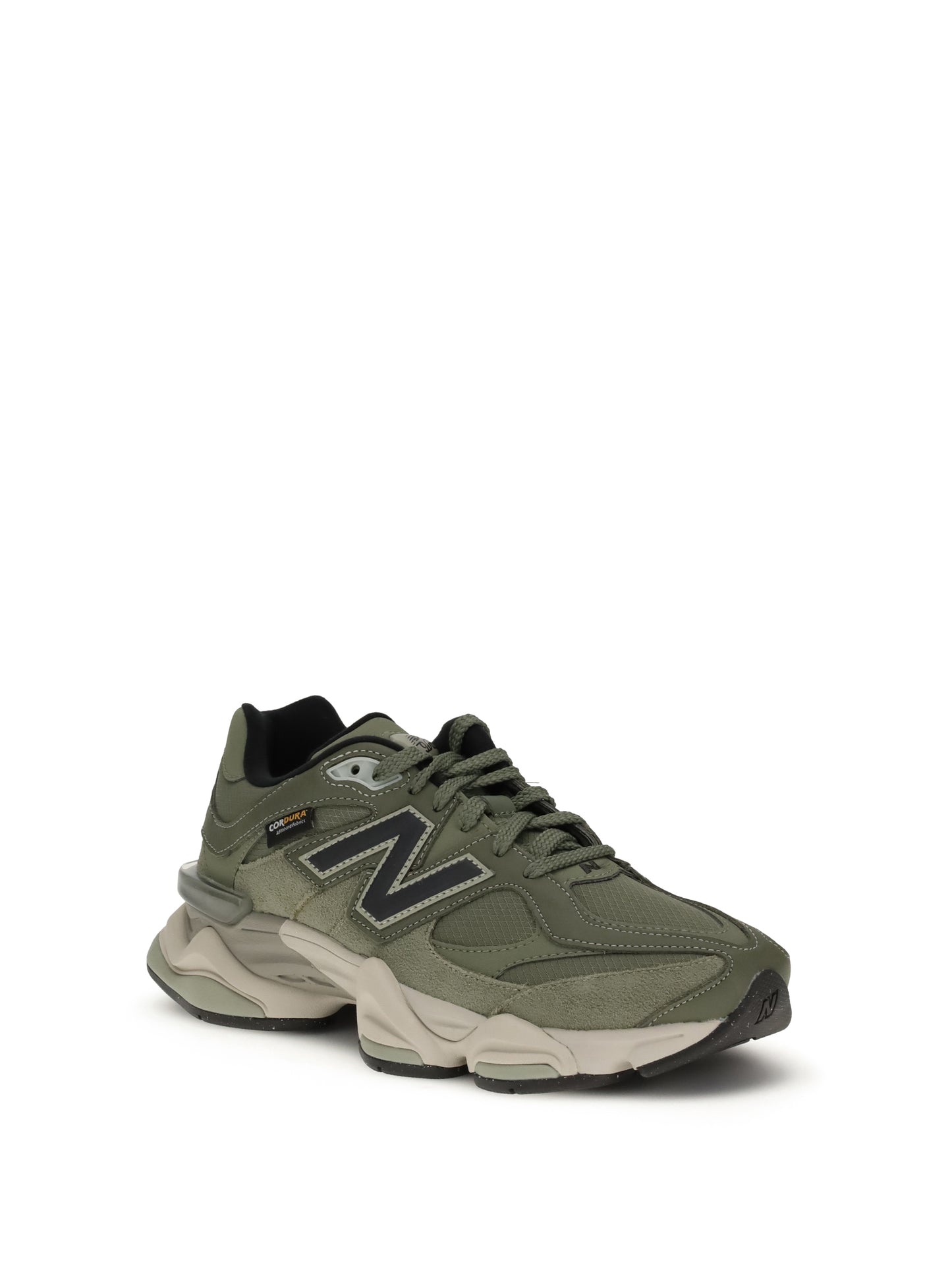 NEW BALANCE 9060 Sneakers