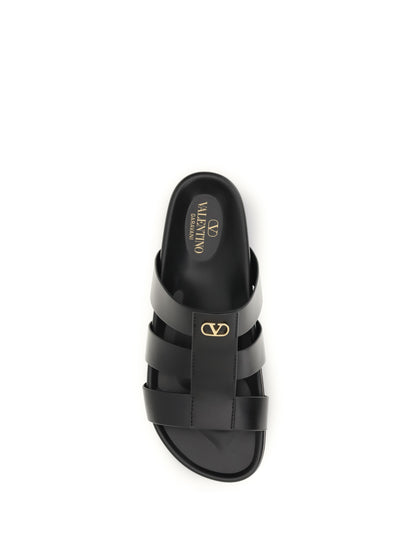 VALENTINO GARAVANI Studshield leather slide Sandals