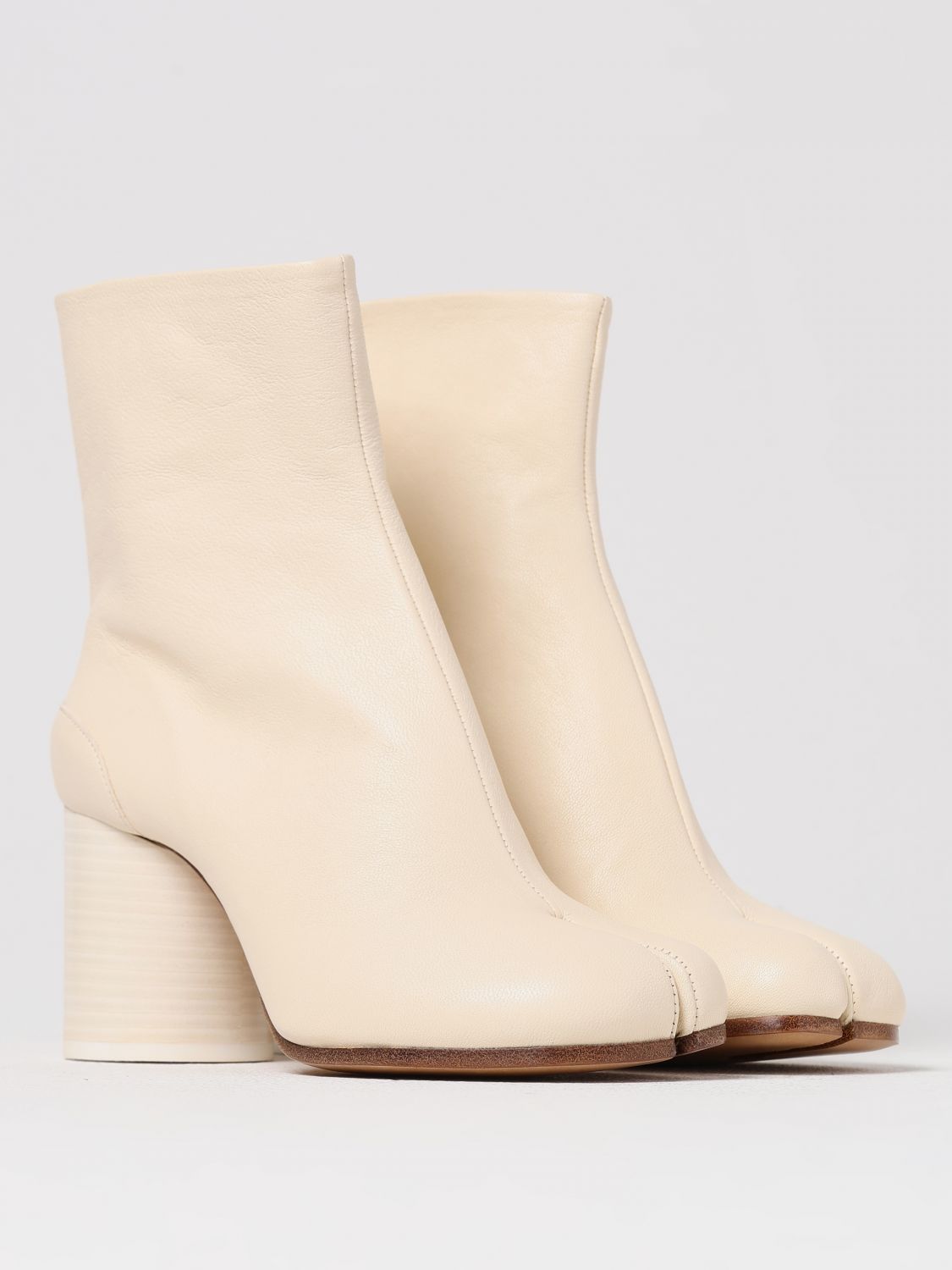 Maison Margiela Flat Ankle Boots Woman Nude