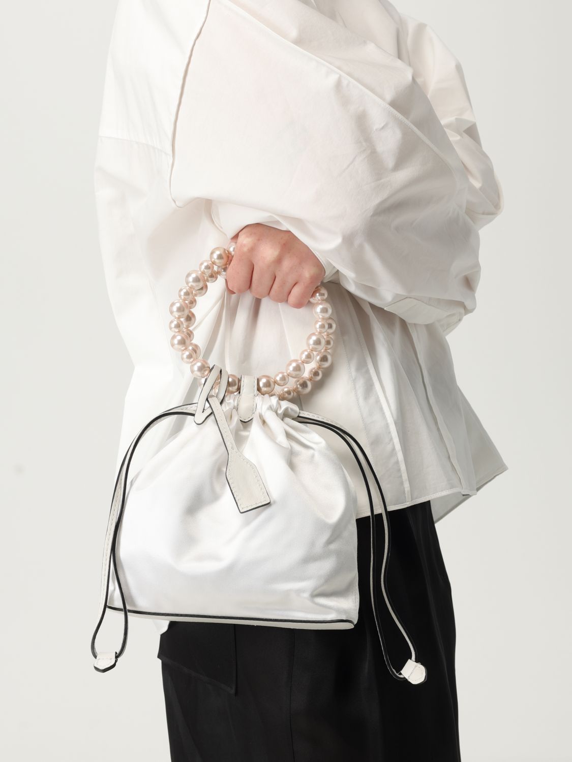 ハンドバッグ MOSCHINO COUTURE Woman Handbag Black MC4251PP0MOR1 00A Moschino Couture Handbag Woman Black – Modishus