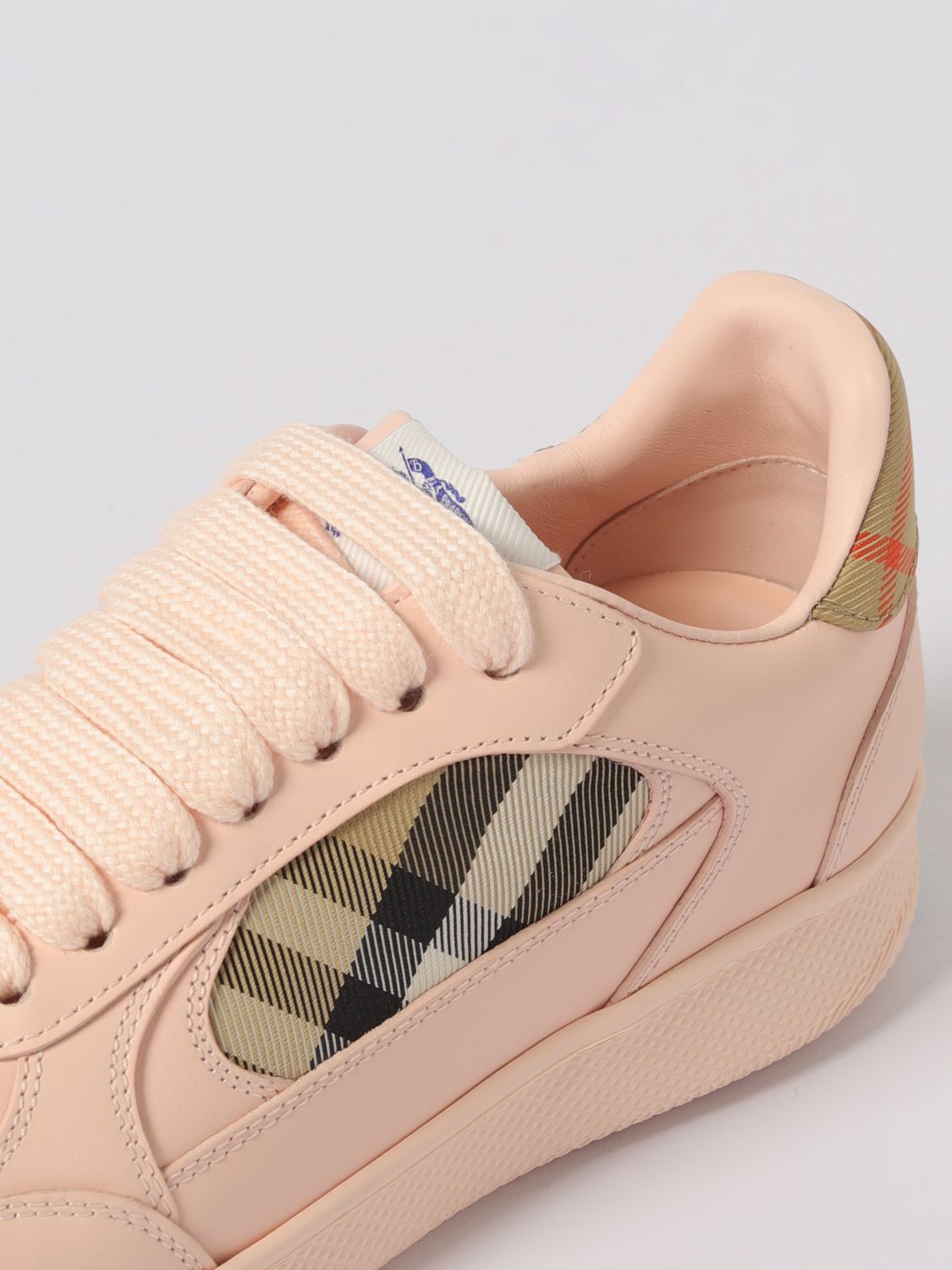 Burberry Sneakers Woman Beige