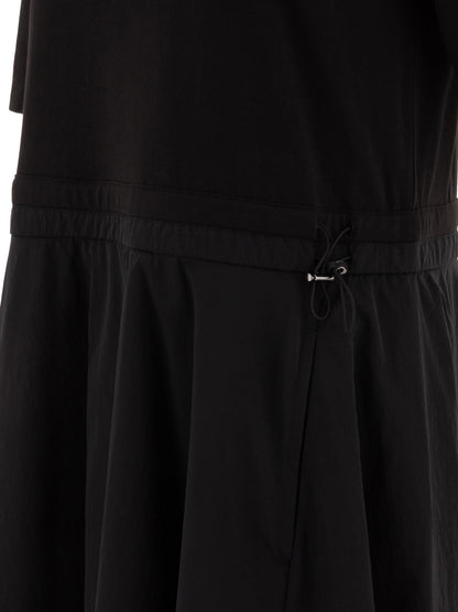 Moncler Pleated midi dress - Black