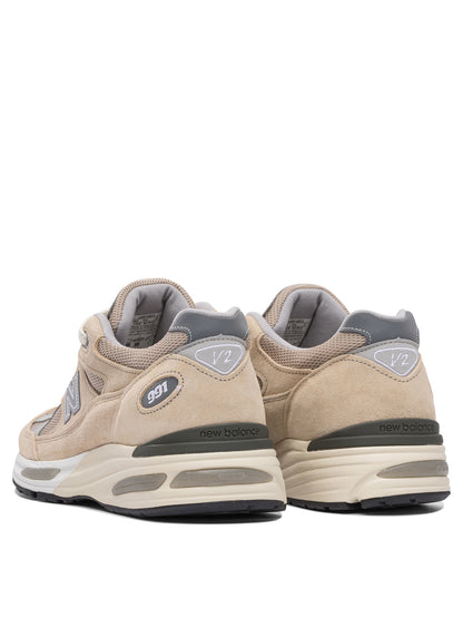 New Balance "Elevated Essentials Made in UK991V2" Sneakers - Beige