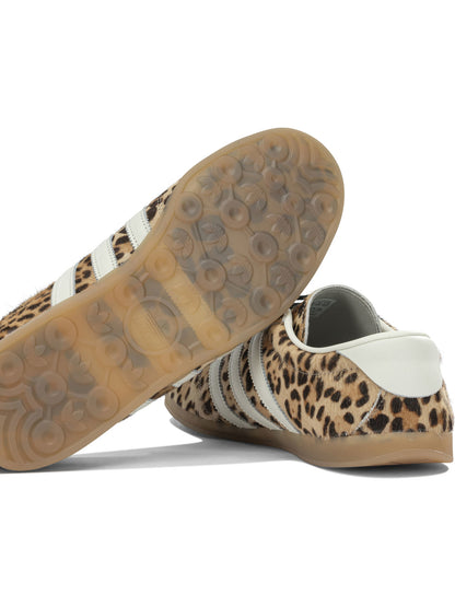 Adidas Originals "Gazelle LO PRO" Low-top sneakers - Beige