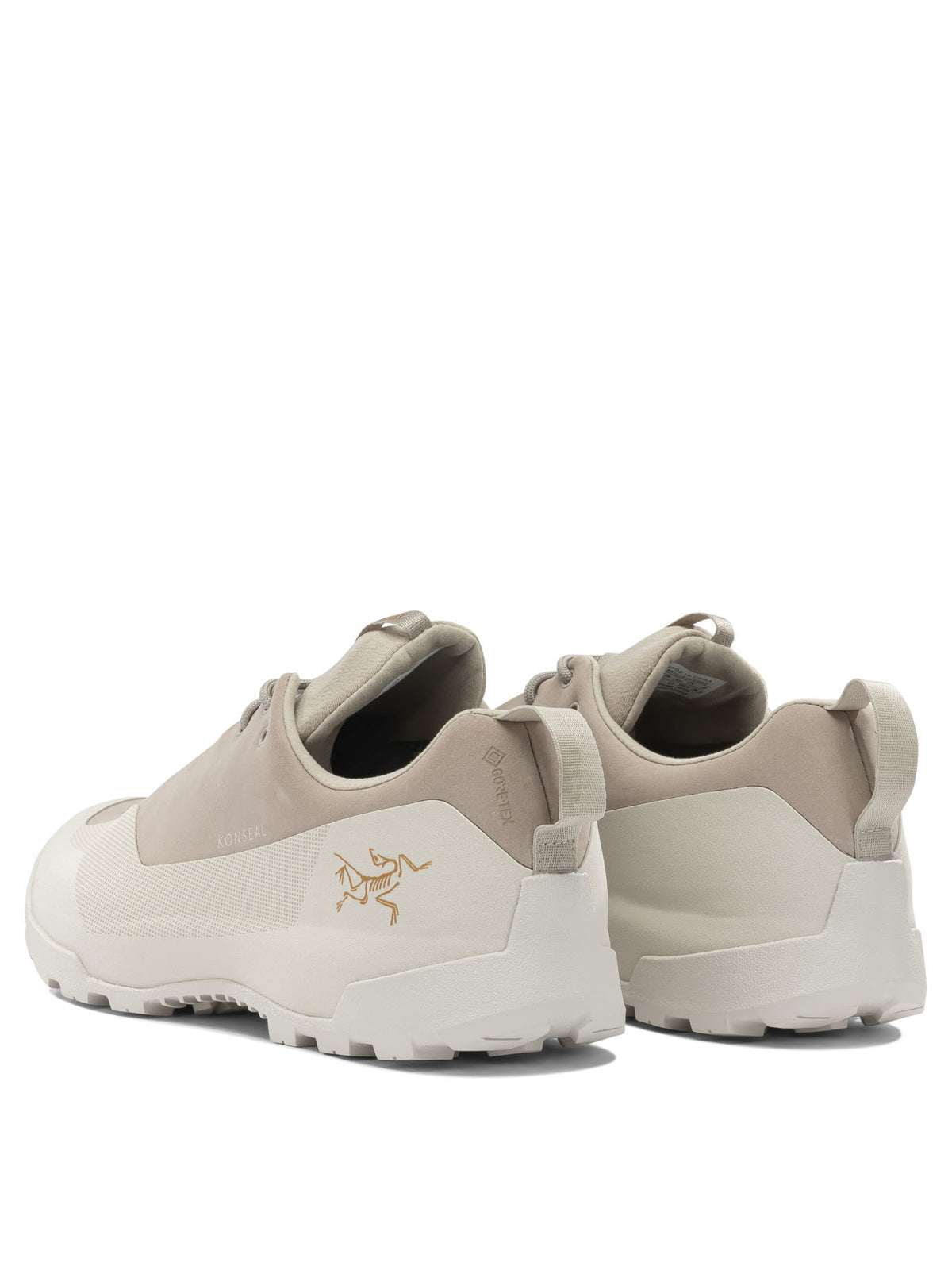 Arc'teryx "Konseal GTX" Low-top sneakers - Beige