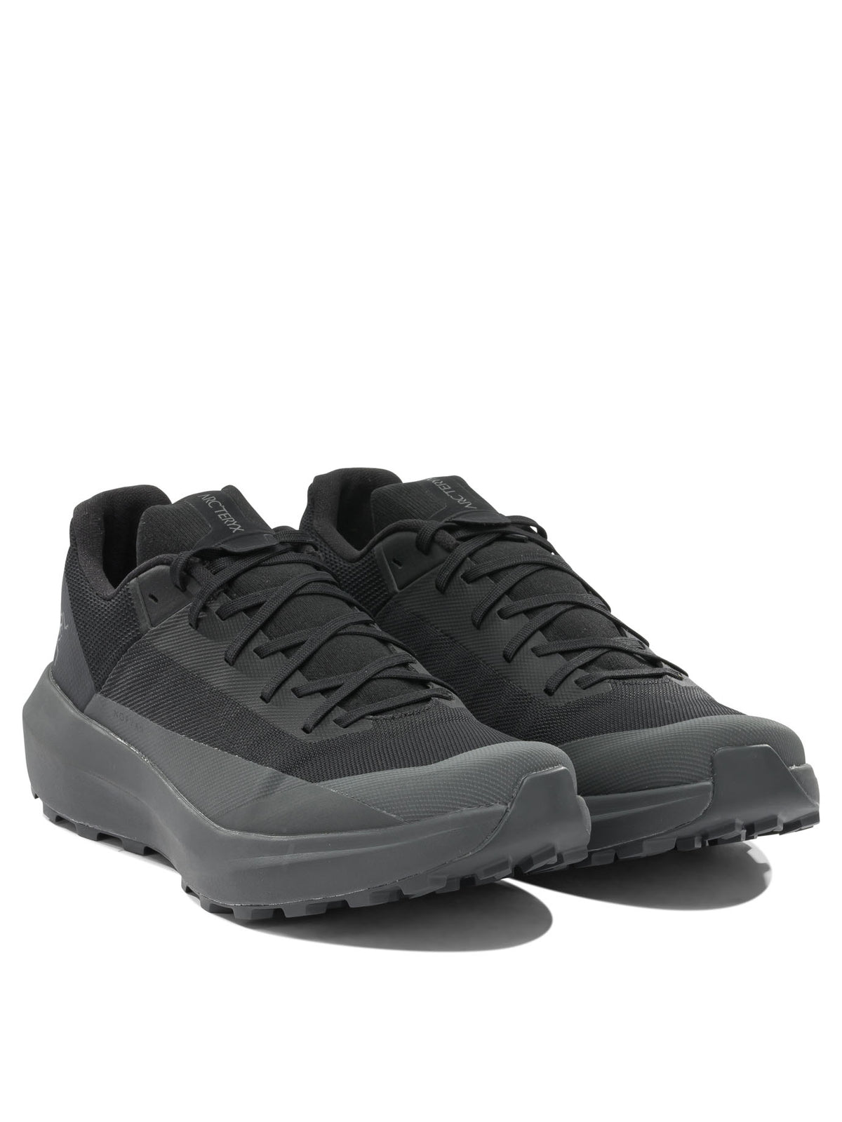 Arc'teryx "Norvan LD 4" low sneakers - Black