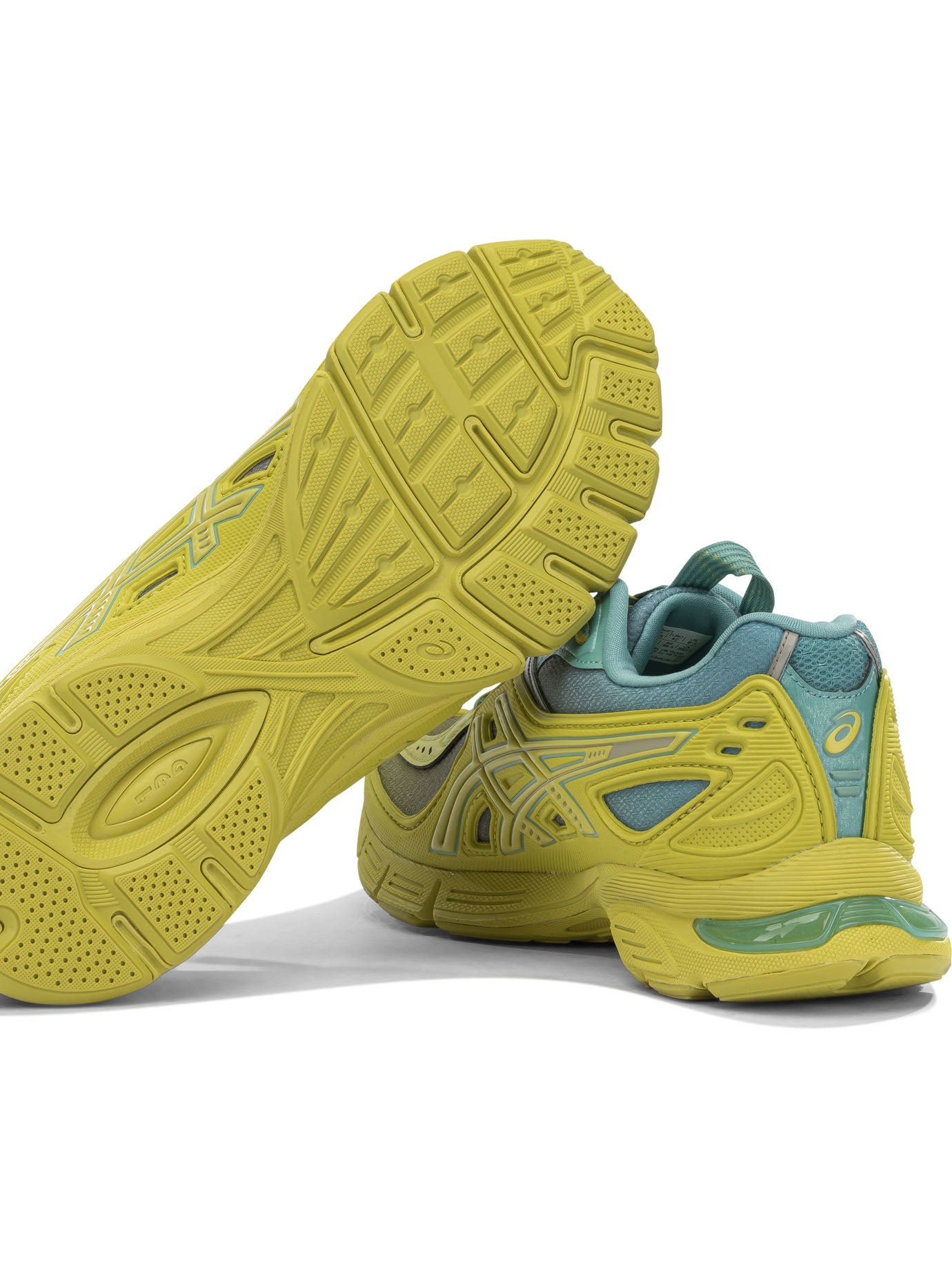 Asics "UB 13-SD Lyte Kiko Kostadinov" Low-top sneakers - Yellow