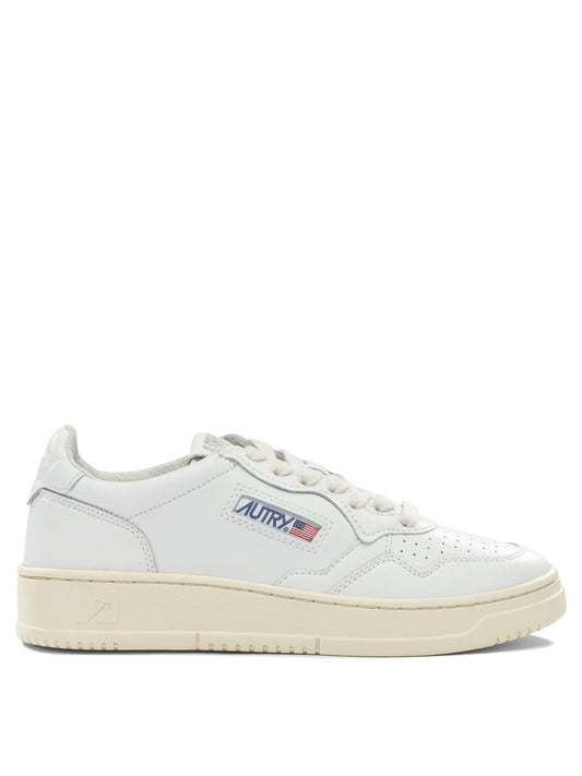 Autry "Medalist Low" low top sneakers - White