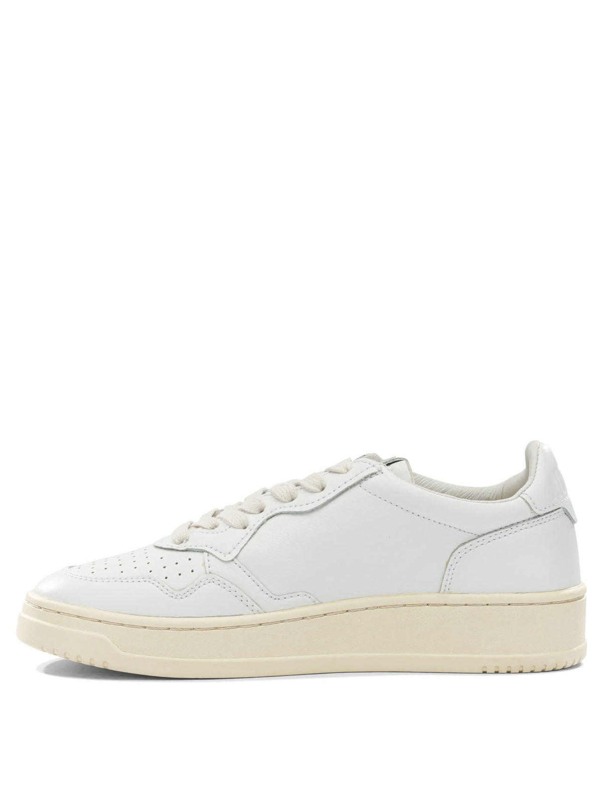 Autry "Medalist Low" low top sneakers - White