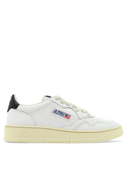 Autry "Medalist Low" sneakers - White