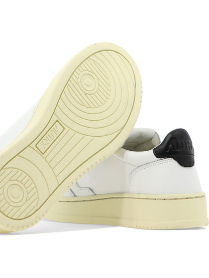 Autry "Medalist Low" sneakers - White