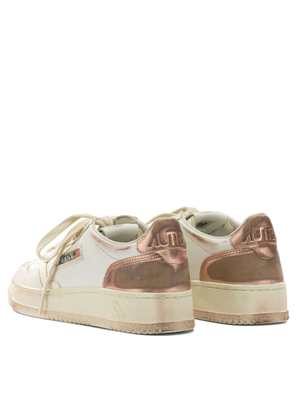 Autry "Medalist Low Super Vintage" Low Top Sneakers - Pink