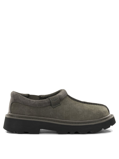 Ugg "Tasman Lug Embossed" slippers - Grey