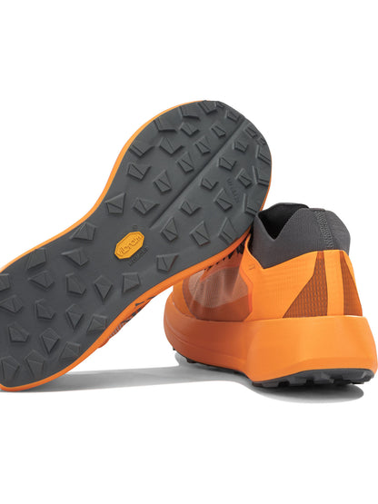 Arc'teryx "Sylan 2" Low-Top Sneakers - Orange